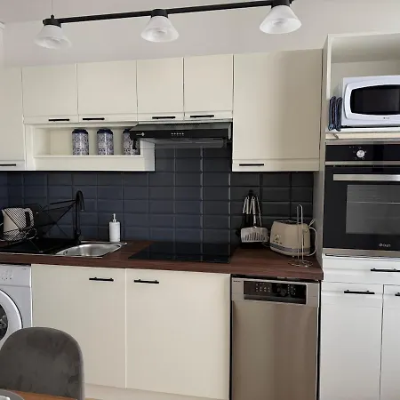 Duplex 6 Pers Moderne Et Equipe Avec Terrasse Apartament Évreux