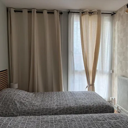 Duplex 6 Pers Moderne Et Equipe Avec Terrasse