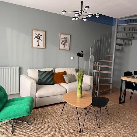 Duplex 6 Pers Moderne Et Equipe Avec Terrasse