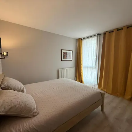 Duplex Moderne, Terrasse Privee A Evreux Appartement Évreux